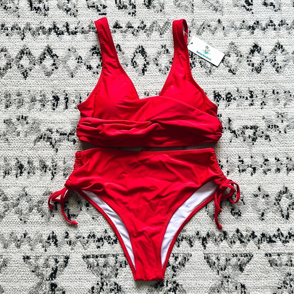 NWT Beachsissi Bikini Set Red High Waisted Bottoms Padded Top Large